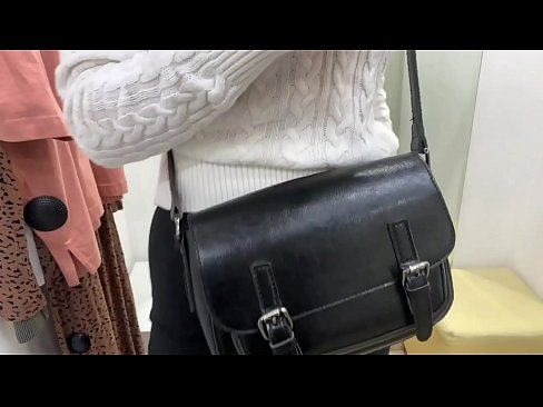 ❤️ Фитинг бөлмөсүндө жаш канчык FeralBerryди дилдо менен коомдук мастурбациялоо ️ Супер порно бизде ky.killvs.top ️❤